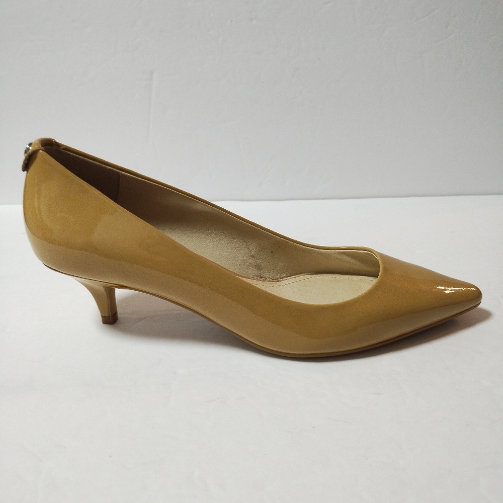 Michael Kors Womens Leather Pointed Toe Pumps Nude Size 6M